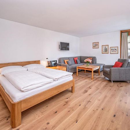Schweizerhof Ferienwohnungen Lenzerheide 1 חדר תמונה