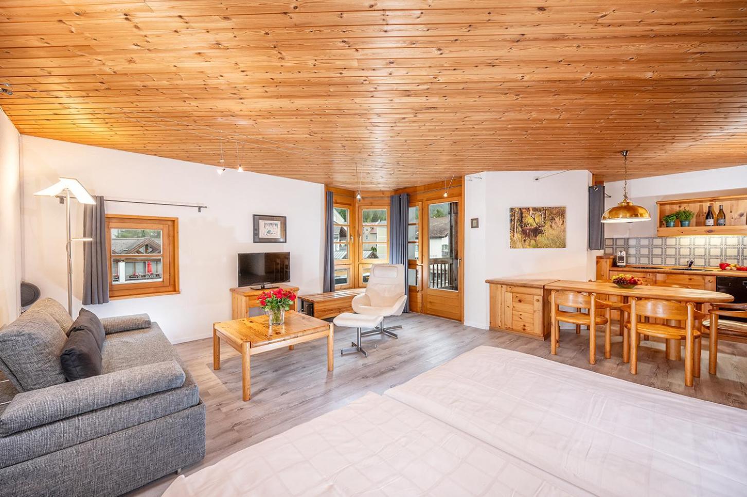 Schweizerhof Ferienwohnungen Lenzerheide 1 חדר תמונה